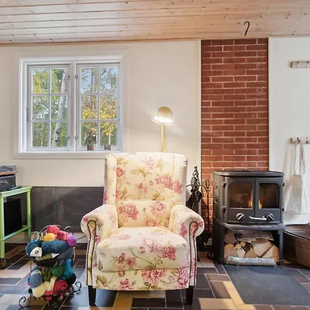 Stunning In With Kitchen