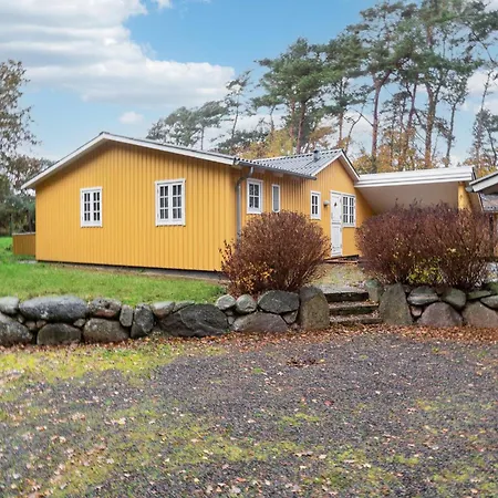 Stunning In With Kitchen