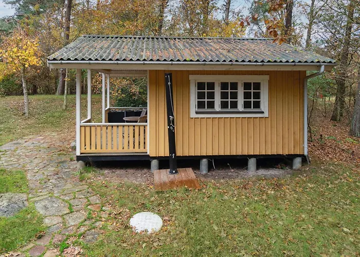 Stunning In With Kitchen