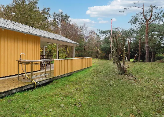 Stunning In With Kitchen * Neksø