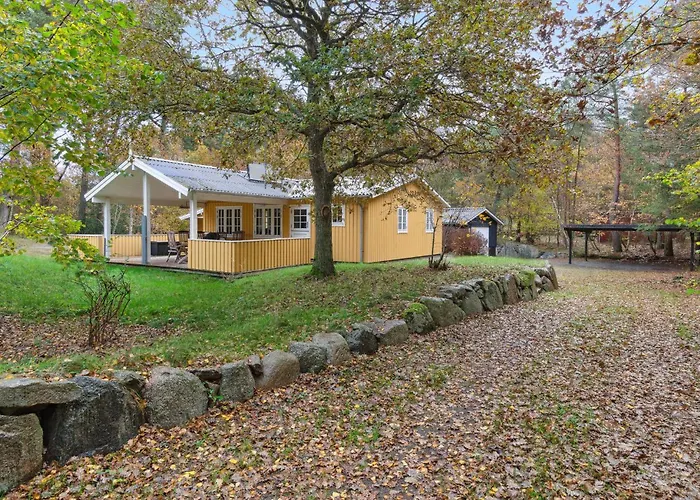 Stunning In With Kitchen