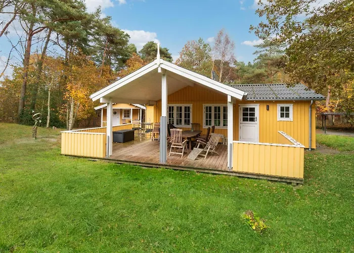 Stunning In With Kitchen 別荘